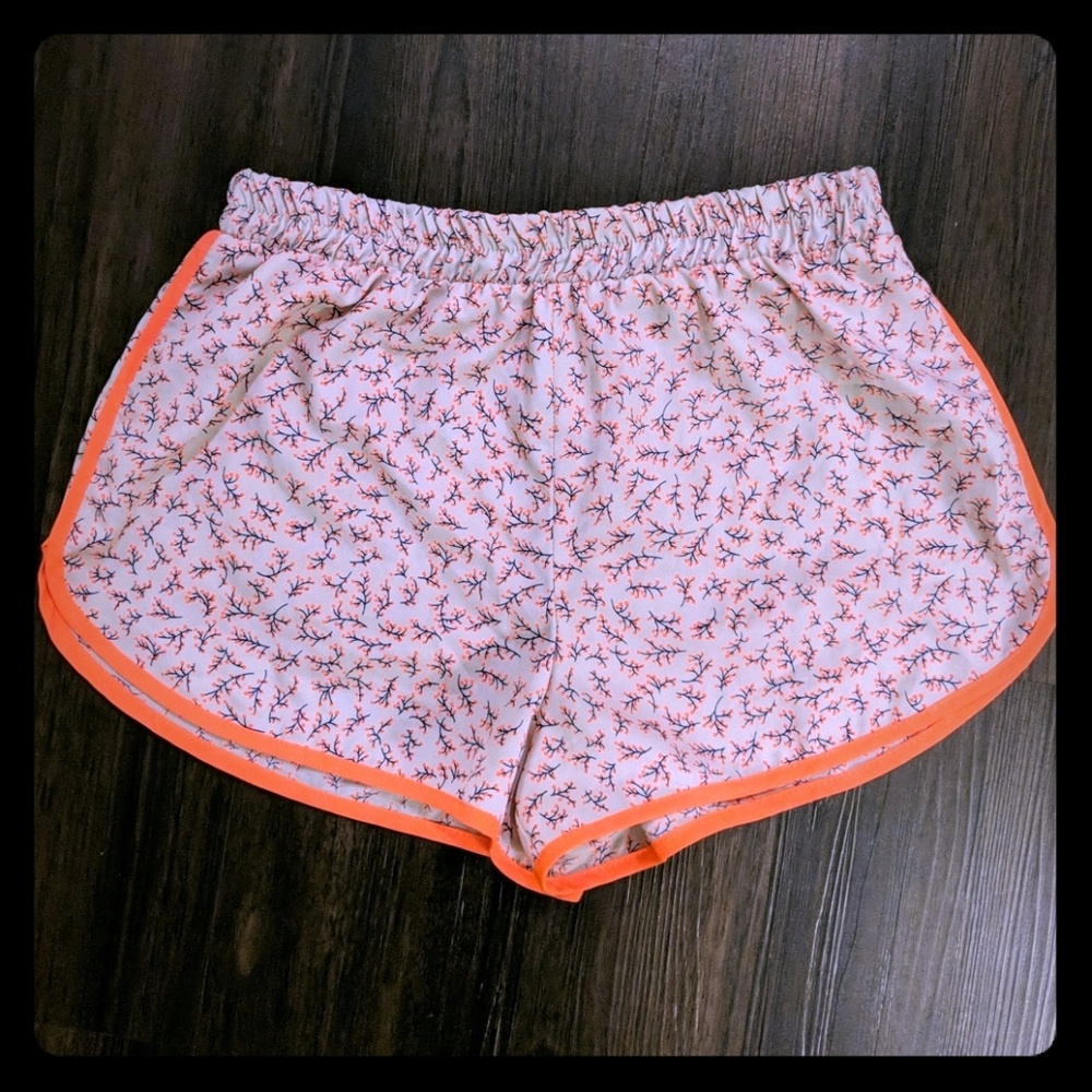 Patterned Shorts - Picture 1 of 1